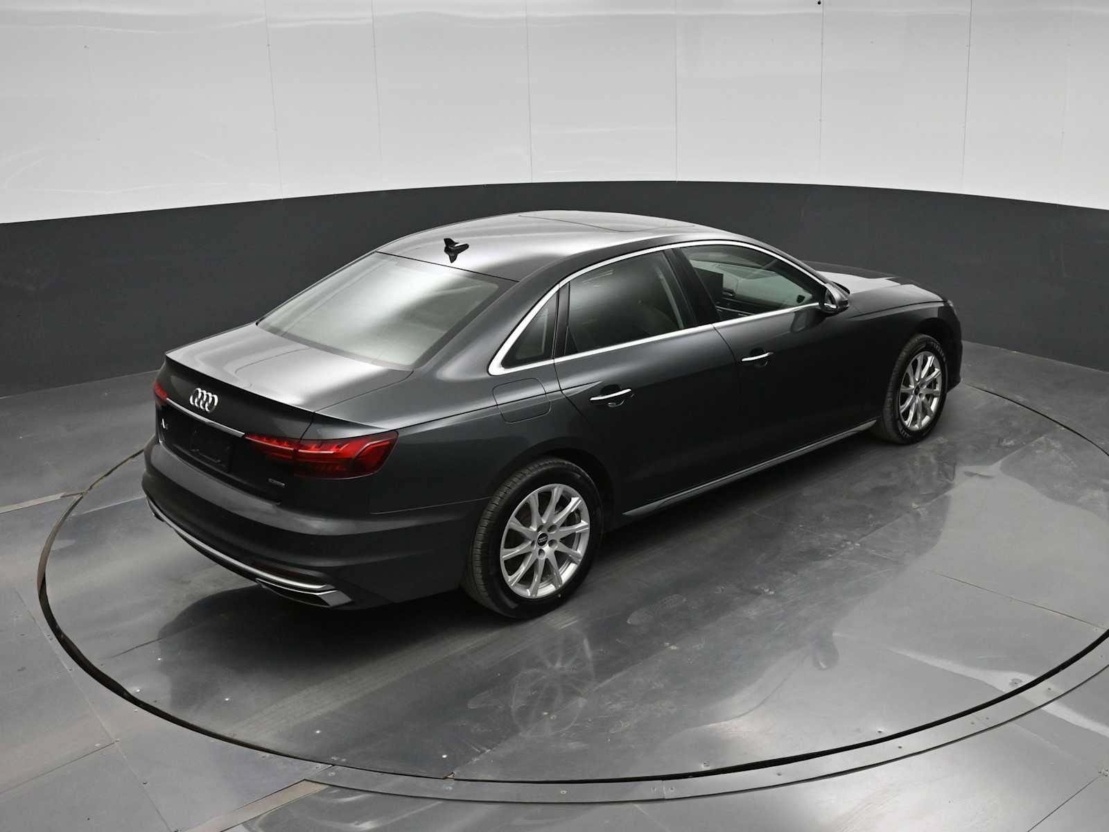 Used 2021 Audi A4 2.0T Premium w/ Convenience Package AWD/4WD image 32