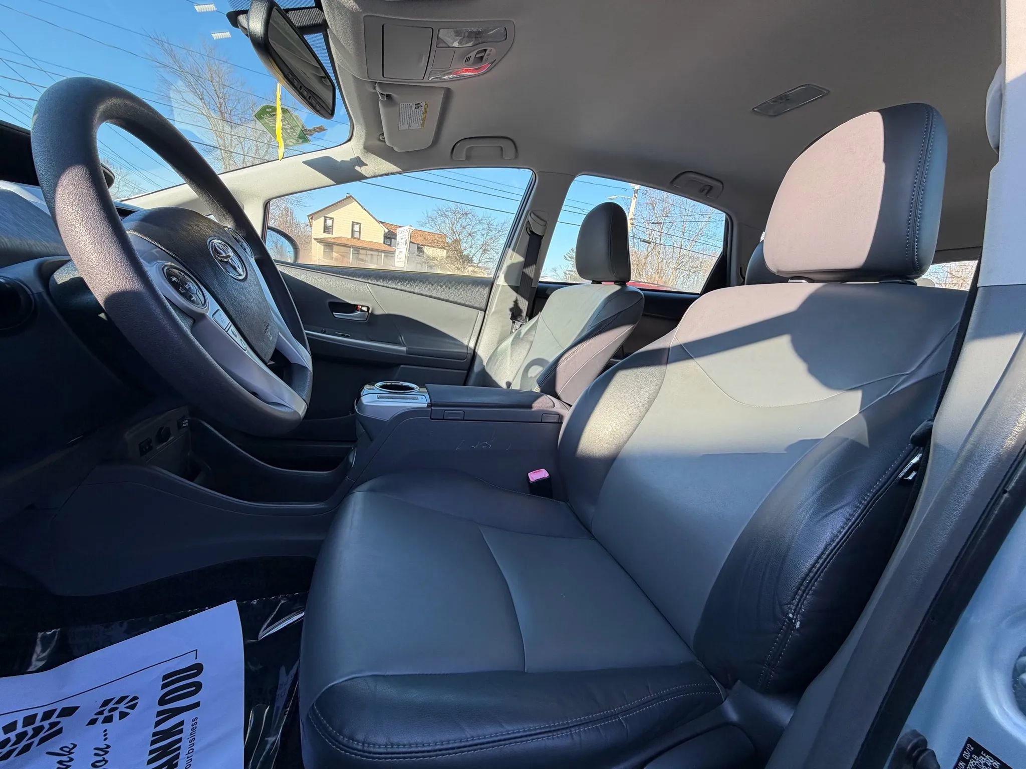 Used 2012 Toyota Prius V Five image 8