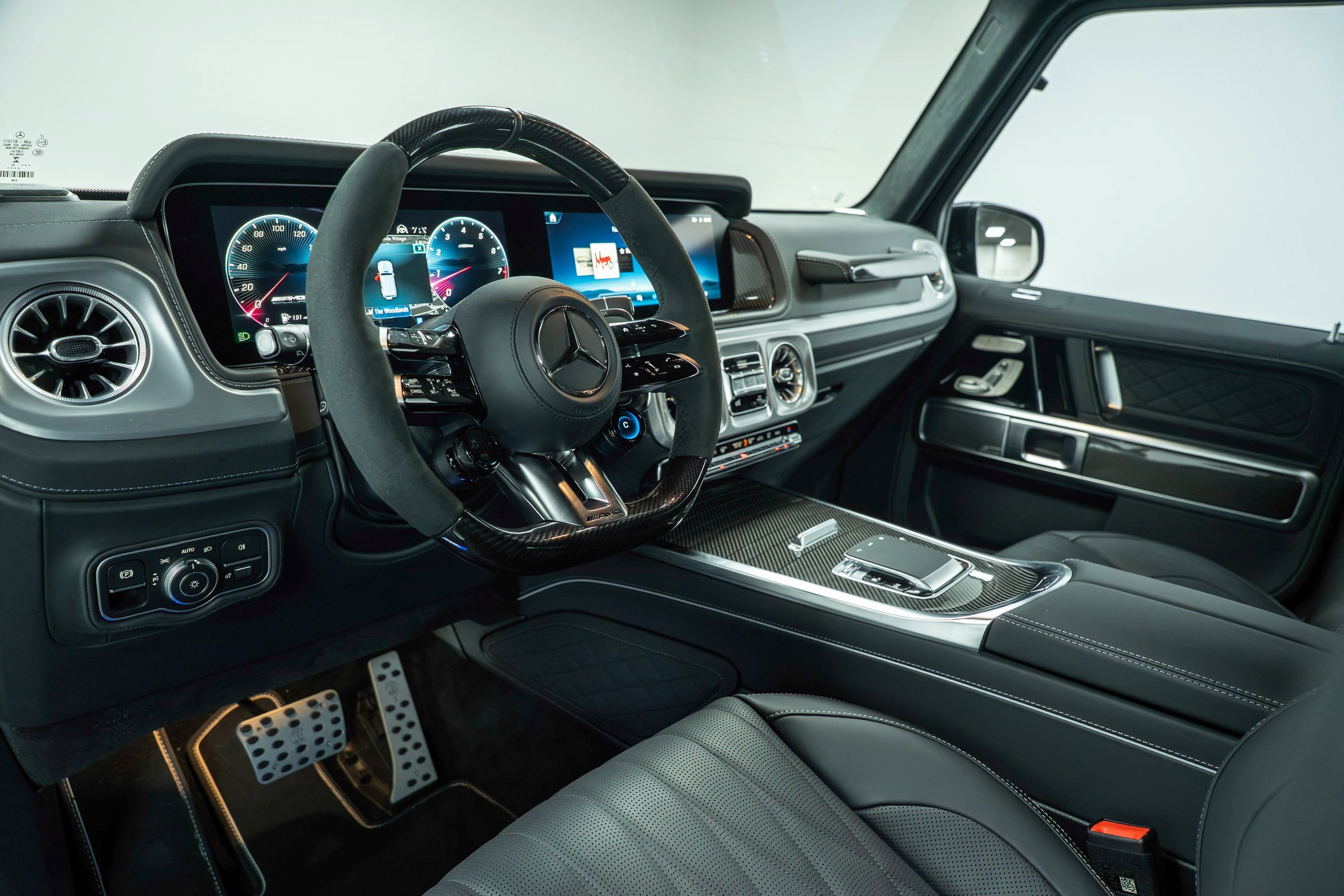 Used 2025 Mercedes-Benz G 63 AMG 4MATIC image 24