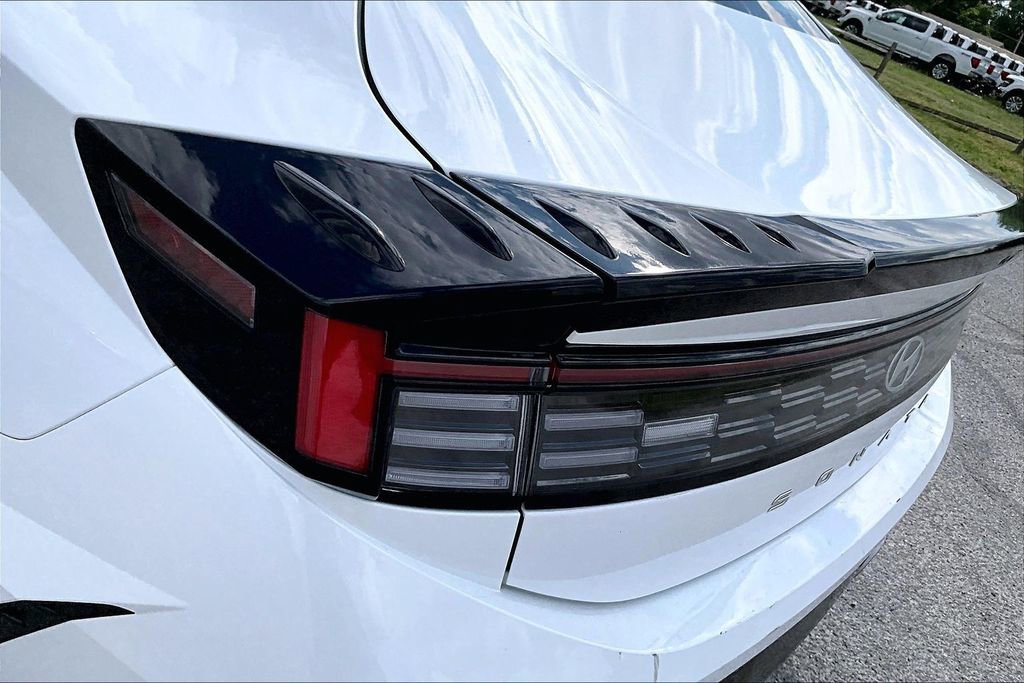 Used 2025 Hyundai Sonata SEL FWD image 28
