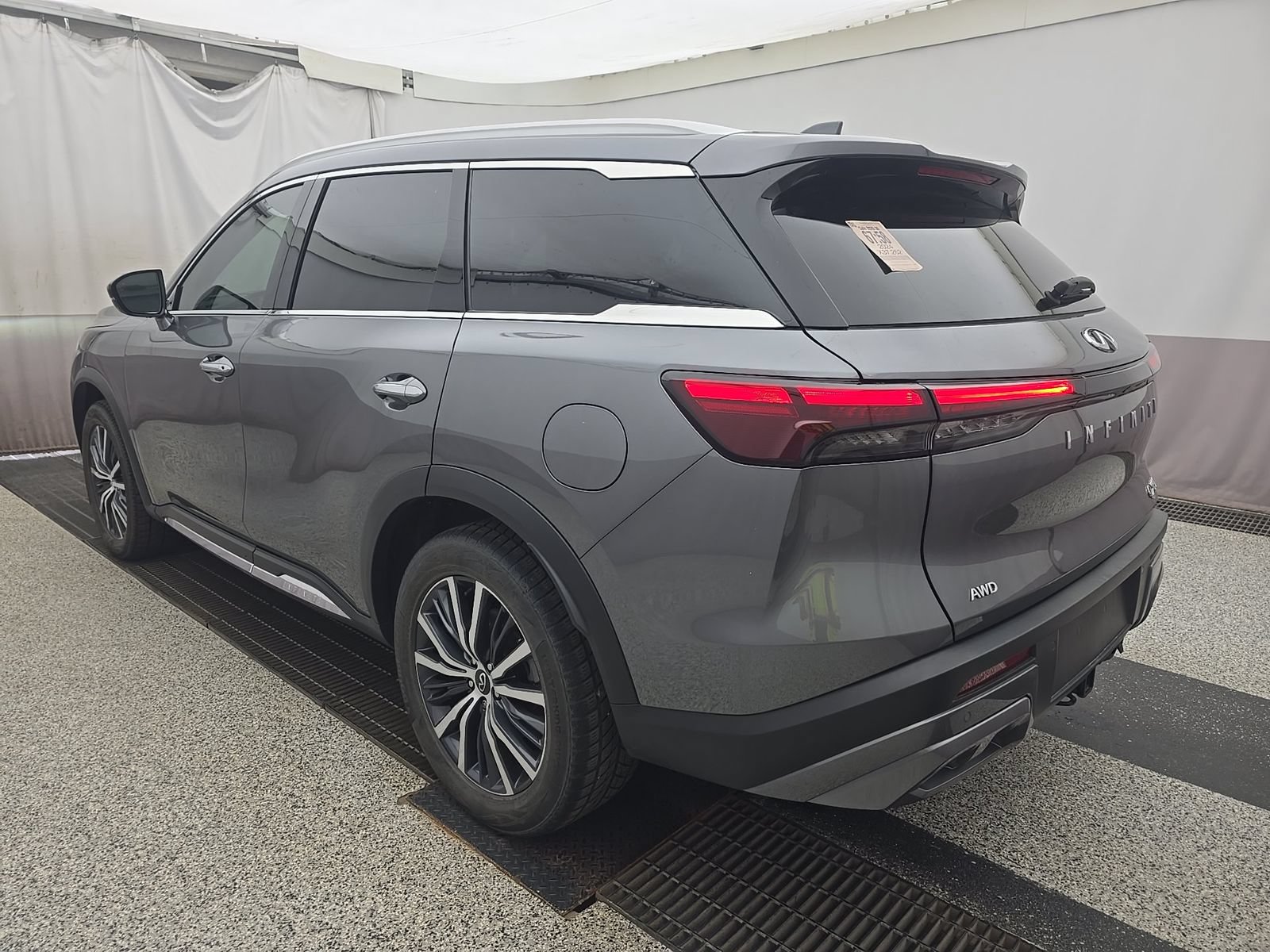 Used 2024 INFINITI QX60 Sensory AWD/4WD image 6