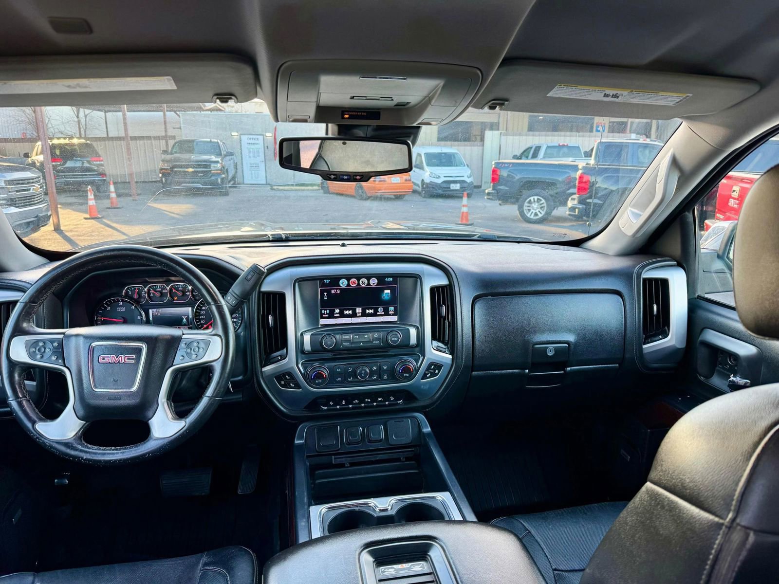 Used 2018 GMC Sierra 1500 SLT AWD/4WD image 5