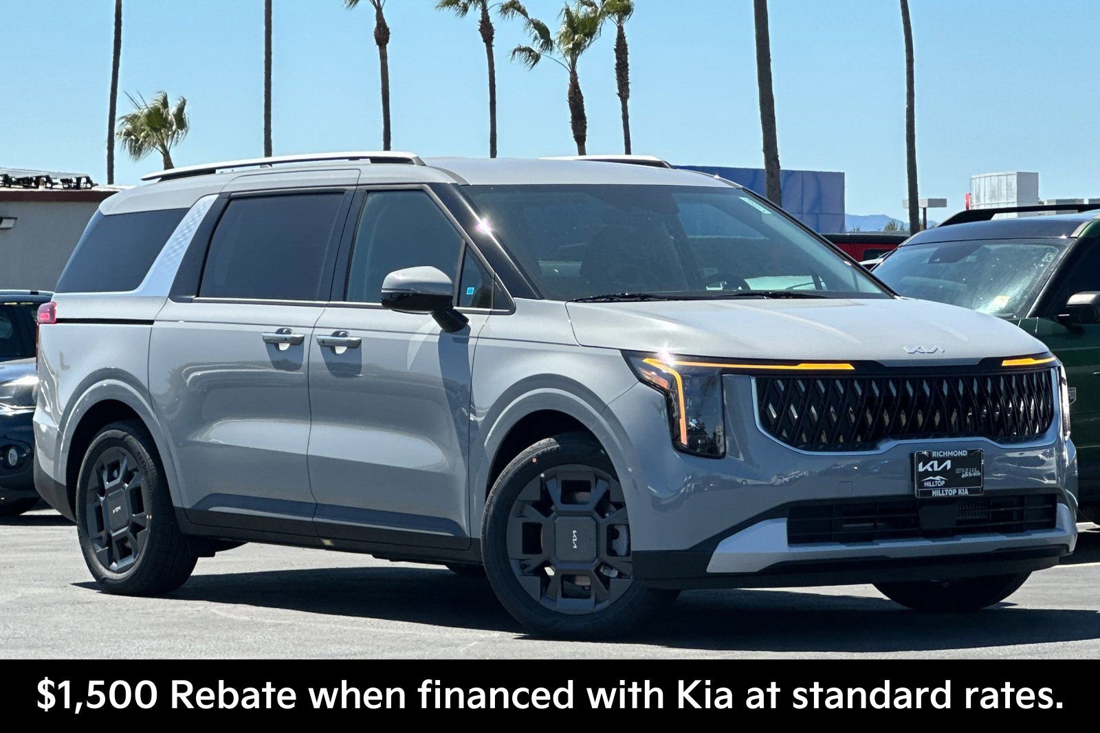 New 2026 Kia Carnival EX FWD image 2
