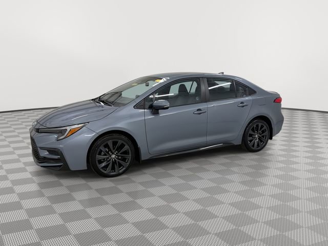 Used 2024 Toyota Corolla SE image 5