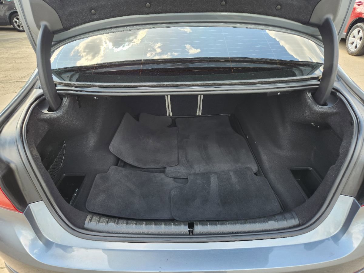 Used 2019 BMW 530i w/ Convenience Package RWD image 14