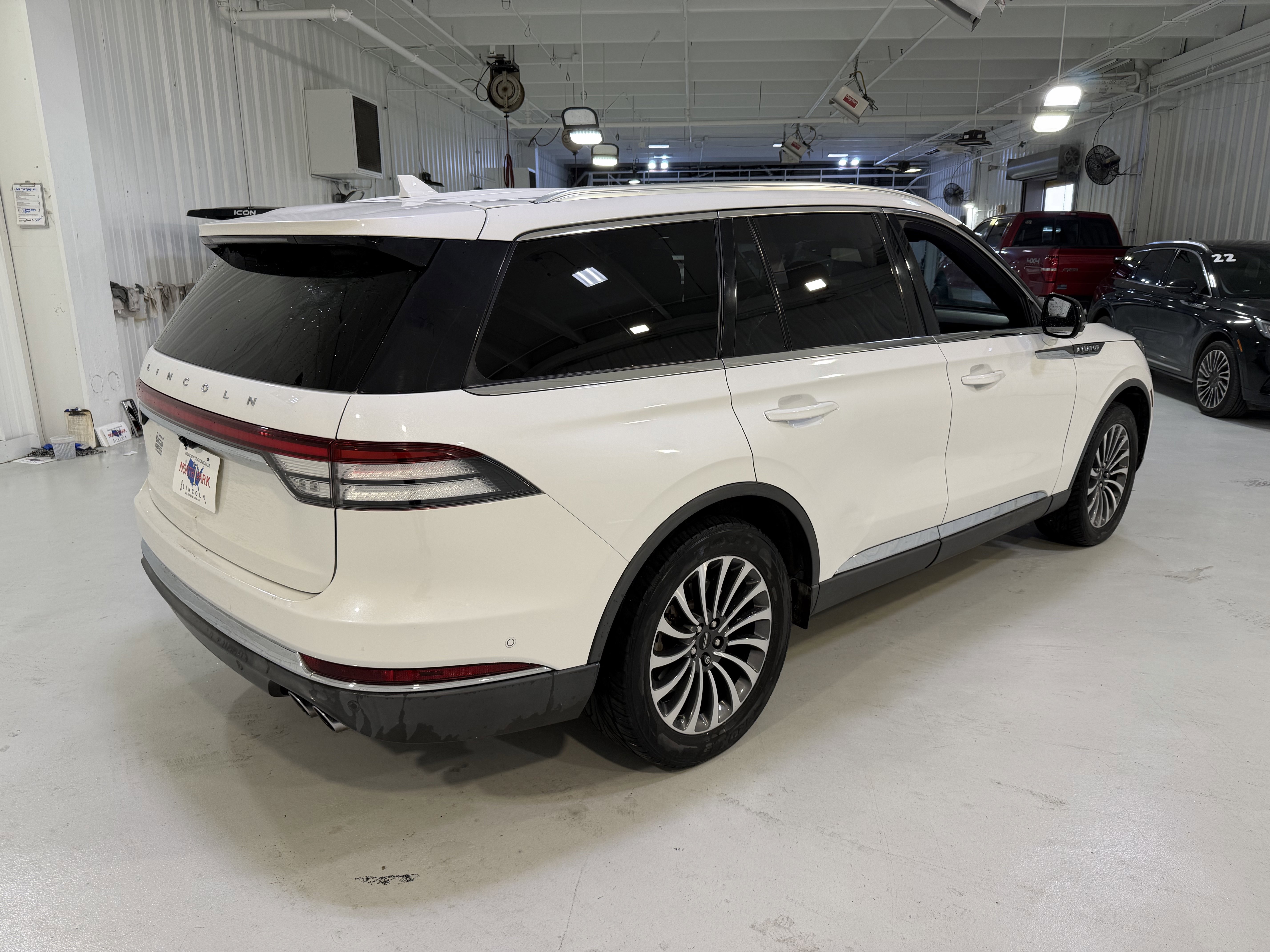 Used 2020 Lincoln Aviator Reserve w/ Equipment Group 201A AWD/4WD image 5