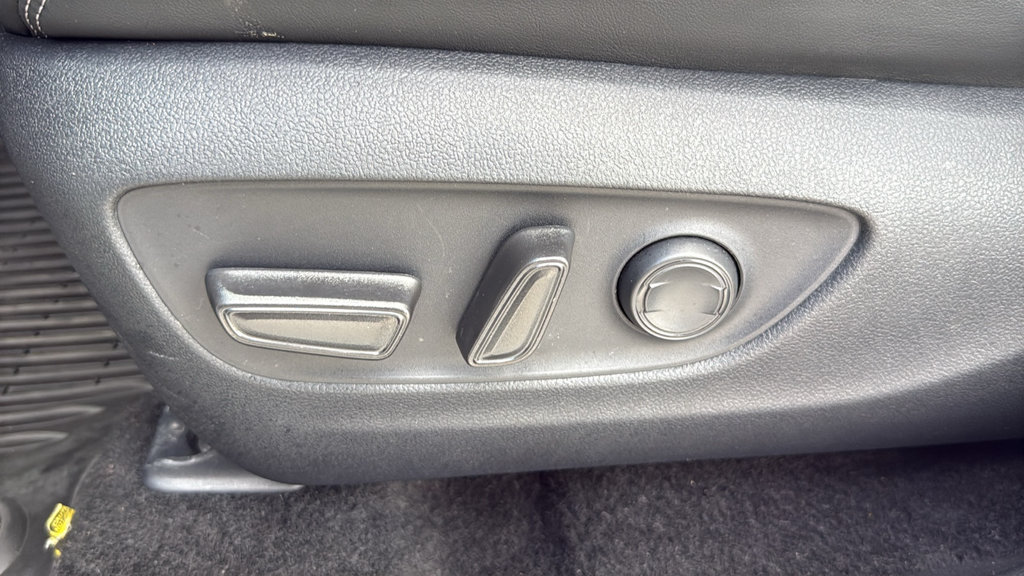 Used 2024 Toyota RAV4 XLE Premium FWD image 22