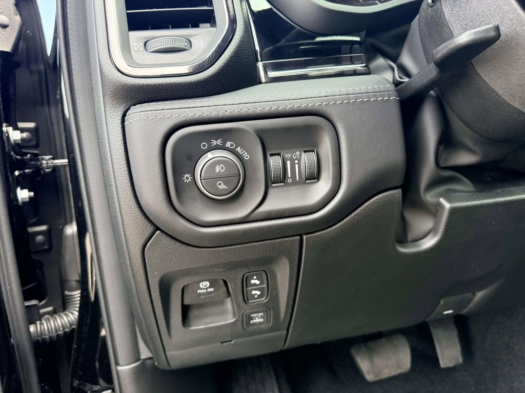 New 2026 RAM 1500 Limited image 13