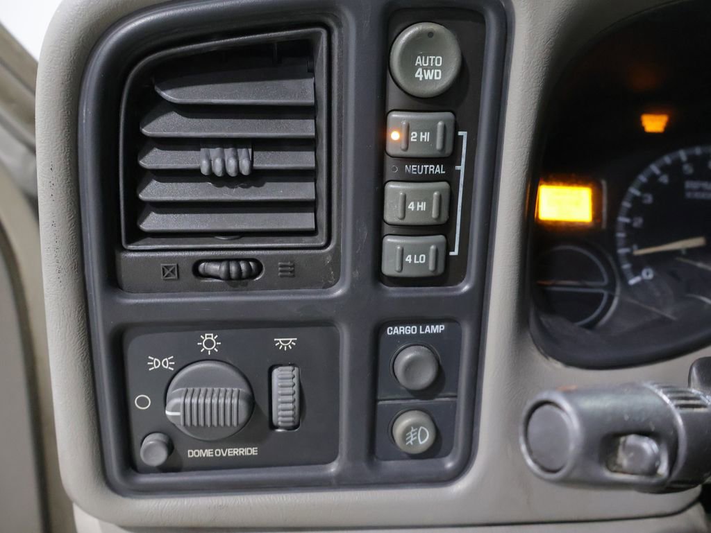 Used 2002 Chevrolet Silverado 1500 LT AWD/4WD image 26