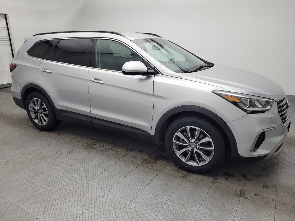 Used 2017 Hyundai Santa Fe SE image 11