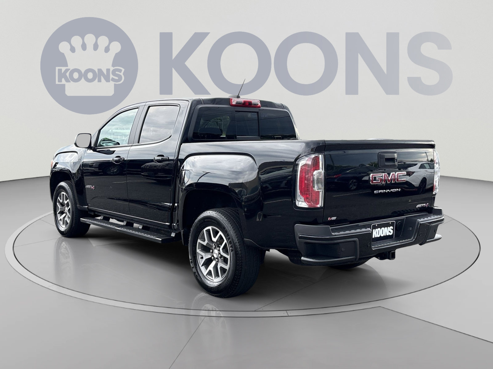 Used 2021 GMC Canyon AT4 w/ Driver Alert Package AWD/4WD image 4