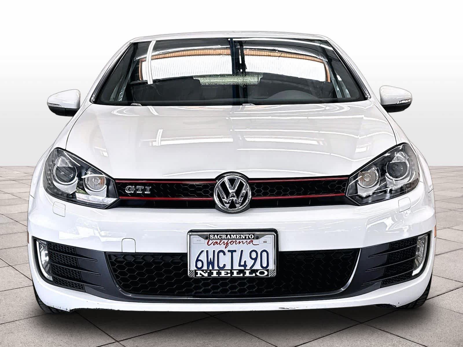 Used 2012 Volkswagen GTI 4-Door FWD image 2