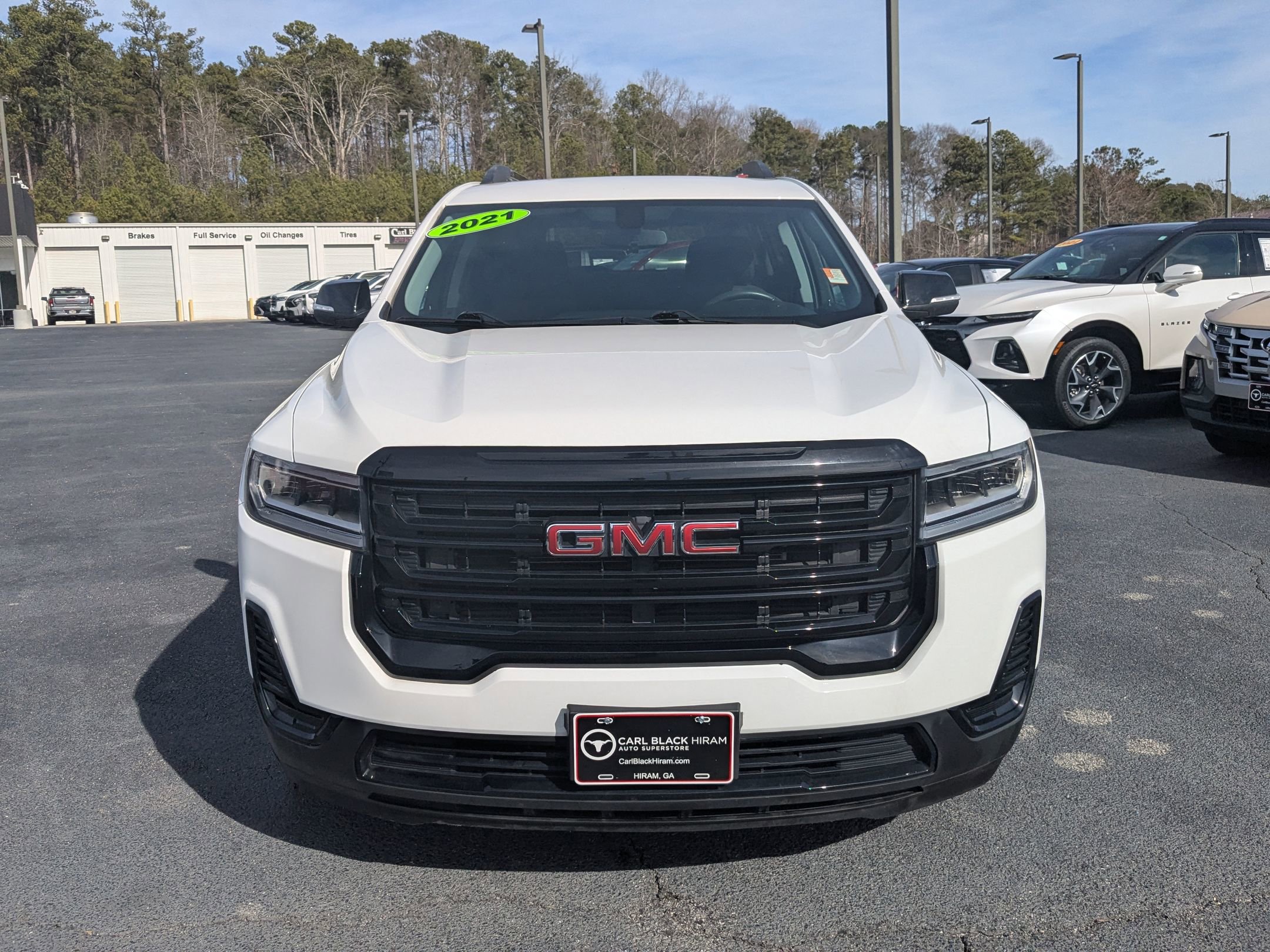 Used 2021 GMC Acadia SLE w/ Elevation Edition image 2