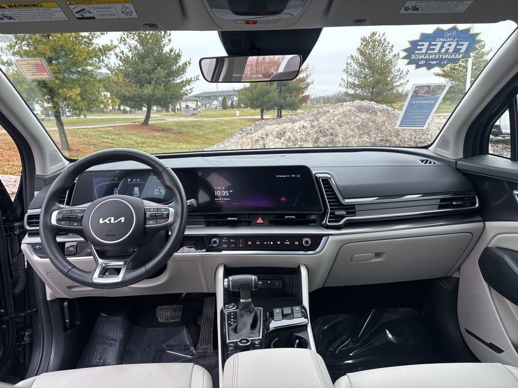 Used 2025 Kia Sportage EX image 37