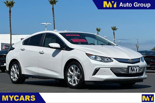 Used 2018 Chevrolet Volt Premier w/ Driver Confidence Package