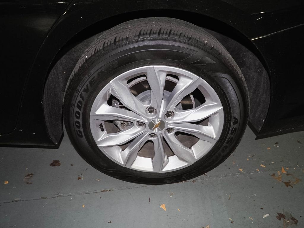 Used 2024 Chevrolet Malibu LT FWD image 7