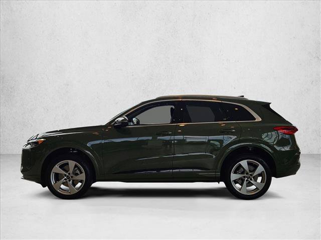 Certified 2025 Audi Q5 Premium w/ Premium Plus AWD/4WD image 8