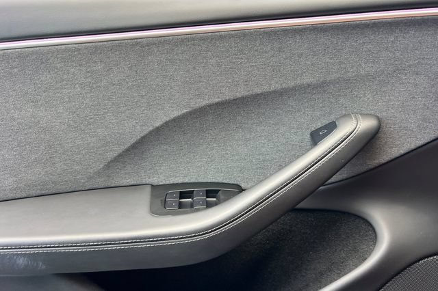 Used 2025 Tesla Model 3 Long Range RWD image 11