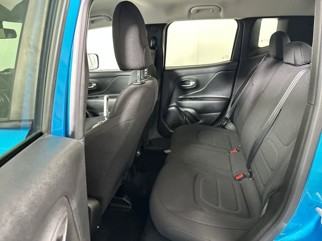 Used 2022 Jeep Renegade Latitude image 25