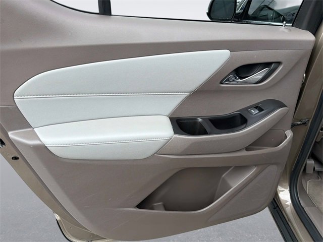 Used 2020 Chevrolet Traverse LT w/ LT Premium Package image 13