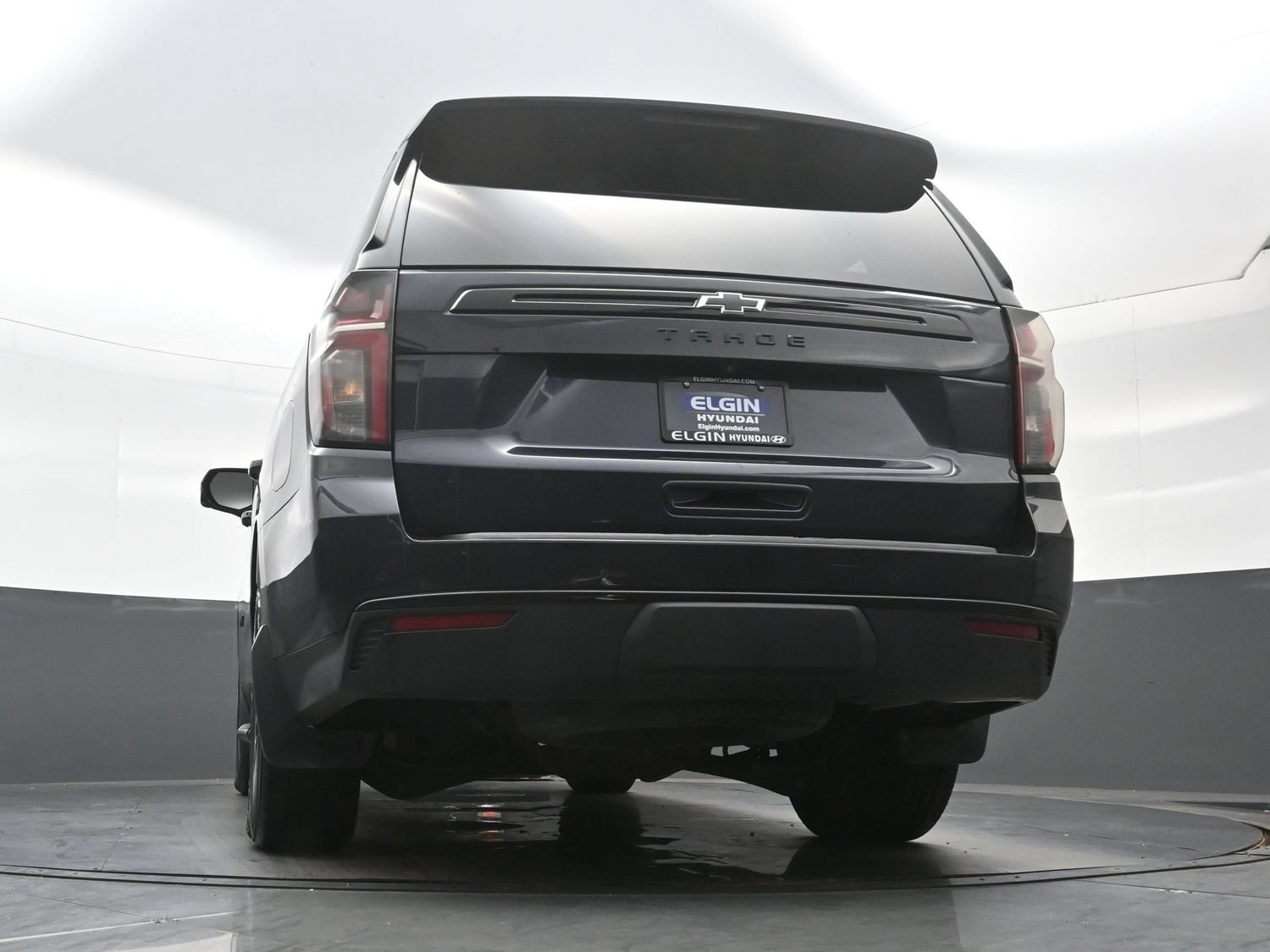 Used 2023 Chevrolet Tahoe Z71 w/ Luxury Package AWD/4WD image 32