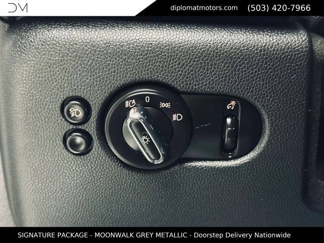 Used 2023 MINI Cooper SE FWD image 30