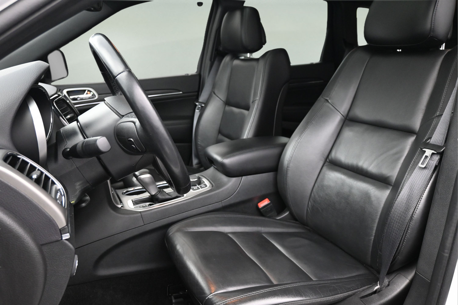 Used 2022 Jeep Grand Cherokee Limited AWD/4WD image 12