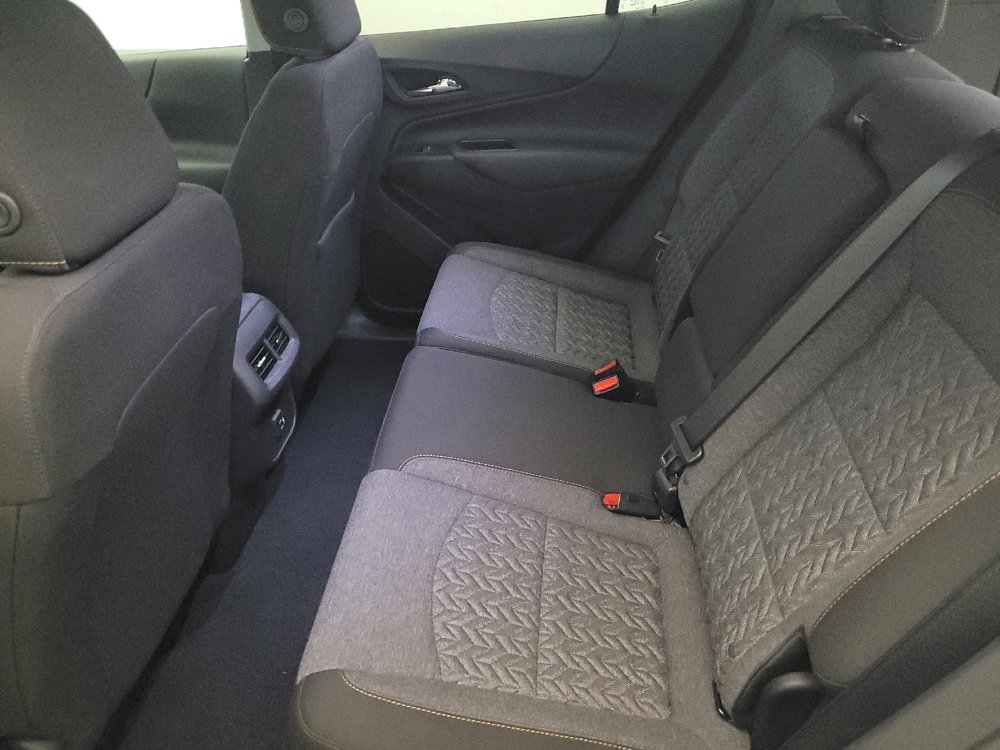 Used 2023 Chevrolet Equinox LT image 18