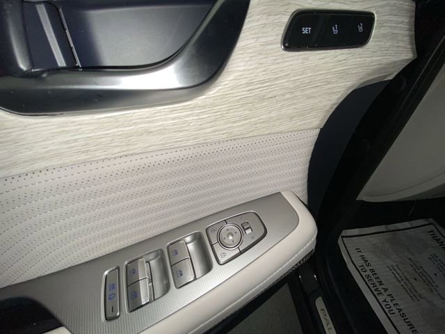 Used 2023 Hyundai Palisade Calligraphy image 13