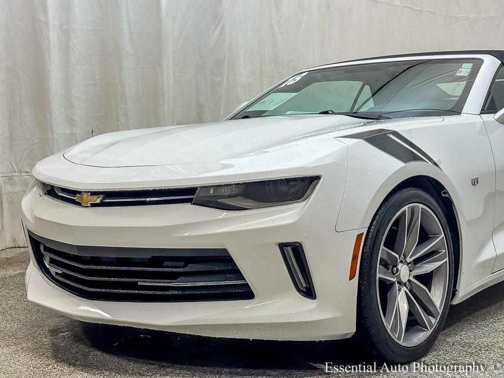 Used 2018 Chevrolet Camaro LT w/ RS Package RWD image 4