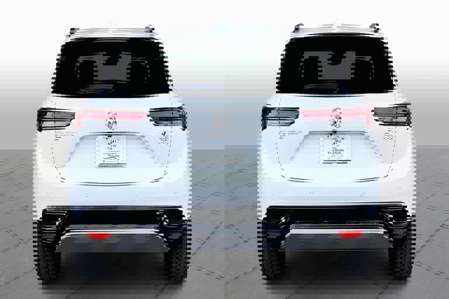 Used 2023 Buick Envision Preferred w/ Sport Touring Package image 5