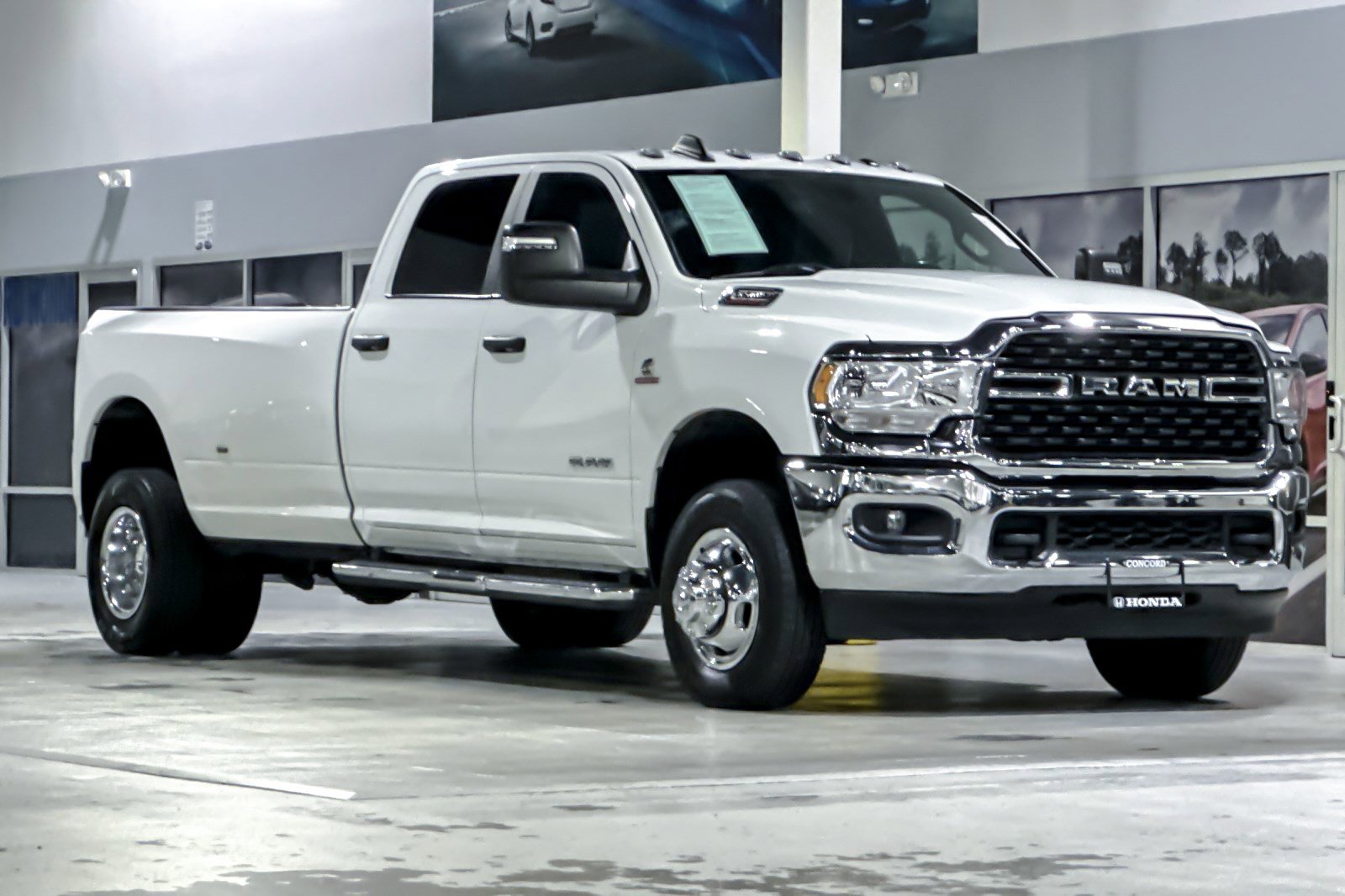 Used 2023 RAM 3500 Big Horn w/ Level 1 Equipment Group image 6