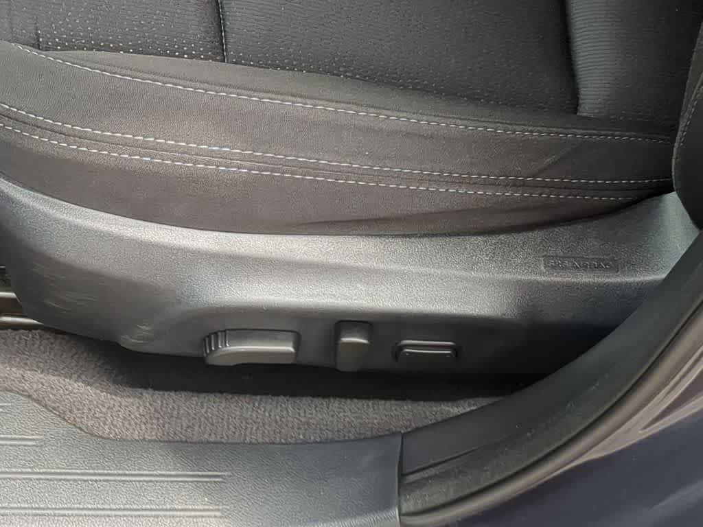 Used 2017 Subaru Legacy 2.5i Premium AWD/4WD image 15
