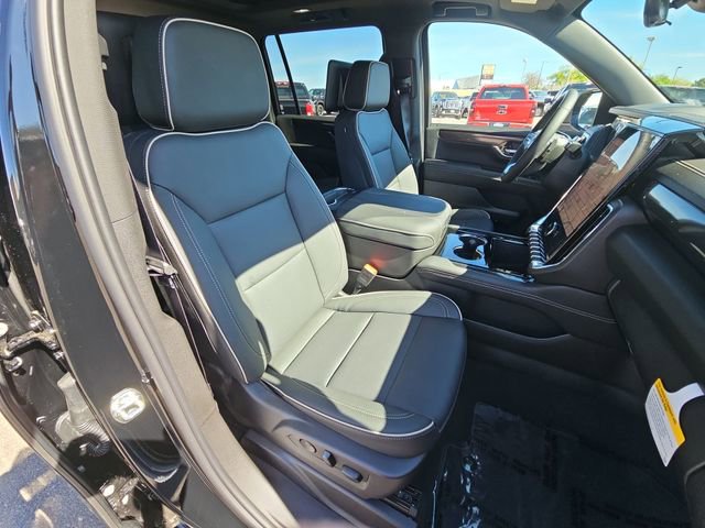 New 2026 GMC Yukon XL Elevation image 18