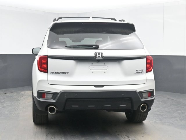 Used 2023 Honda Passport Elite image 9