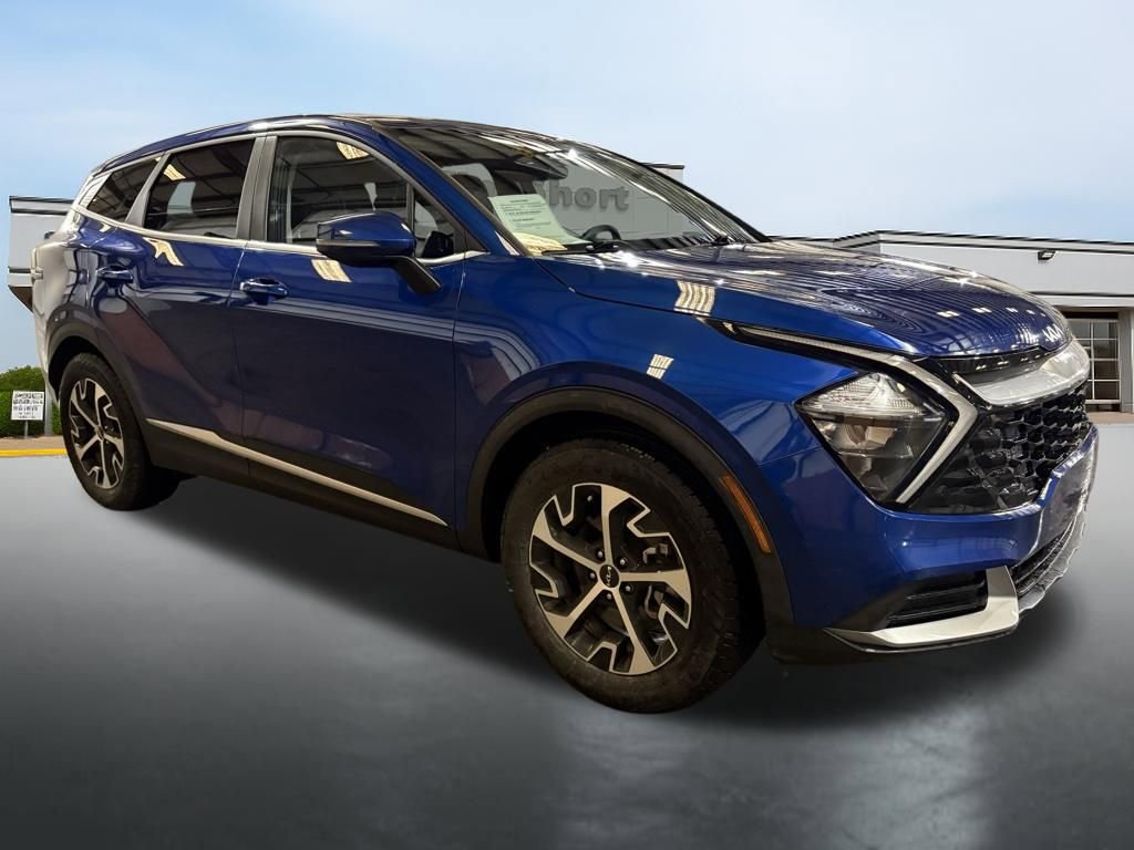 Used 2023 Kia Sportage EX image 7