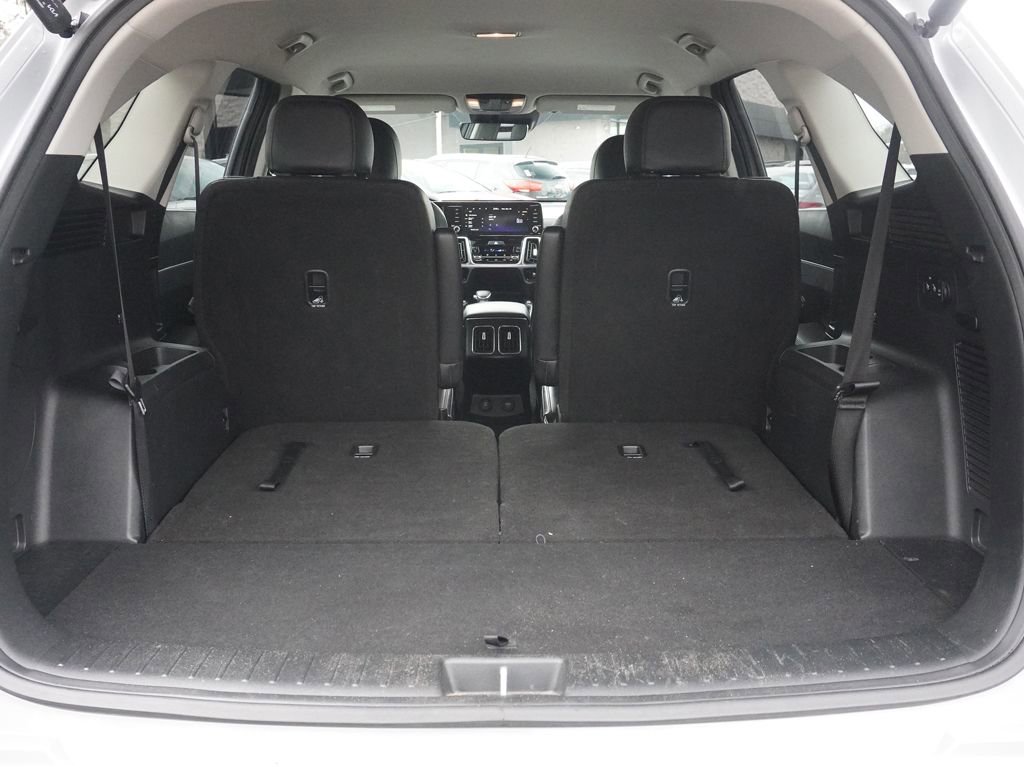 Used 2023 Kia Sorento EX image 21