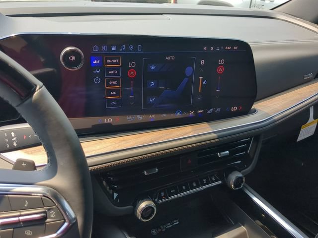 New 2026 Chevrolet Tahoe High Country w/ Sun And Tow Package AWD/4WD image 28