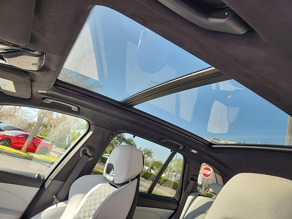 Used 2023 BMW X5 M w/ Executive Package image 5