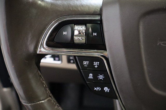 Used 2022 Lincoln Navigator L Reserve RWD image 40