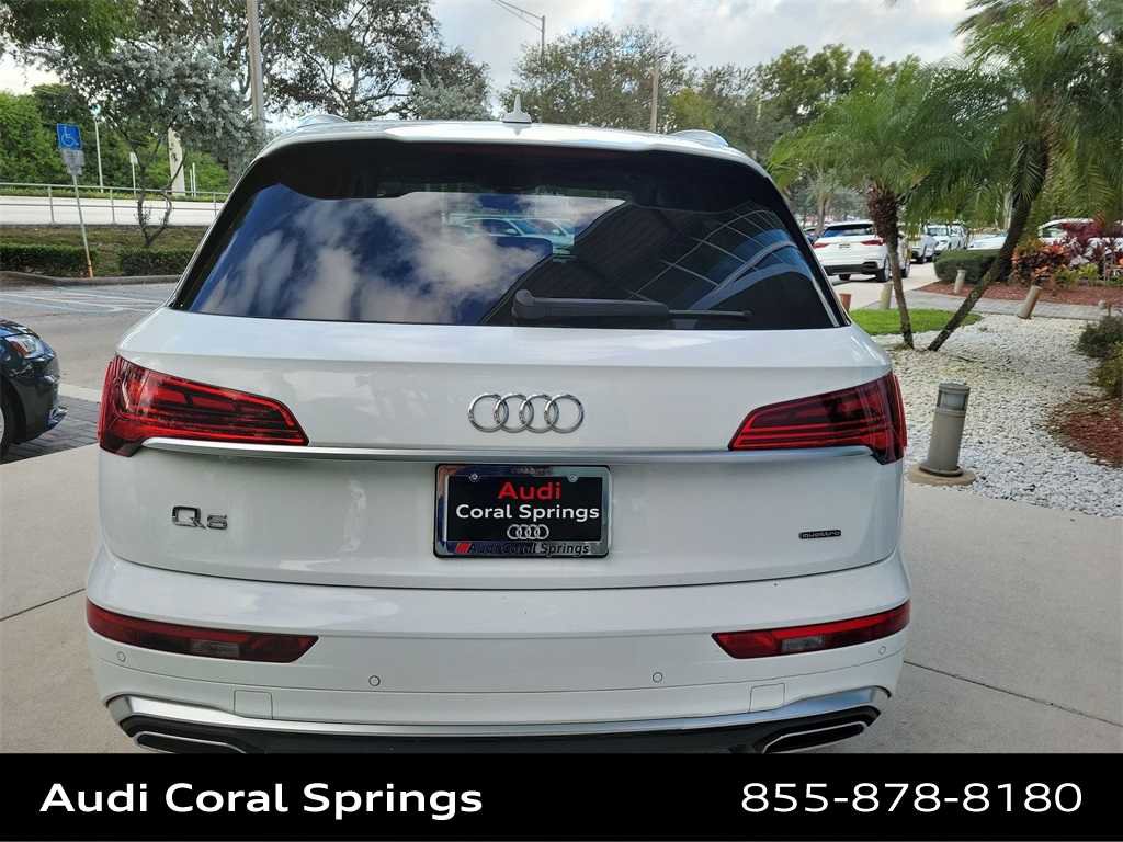 Used 2022 Audi Q5 2.0T Premium w/ Convenience Package image 13