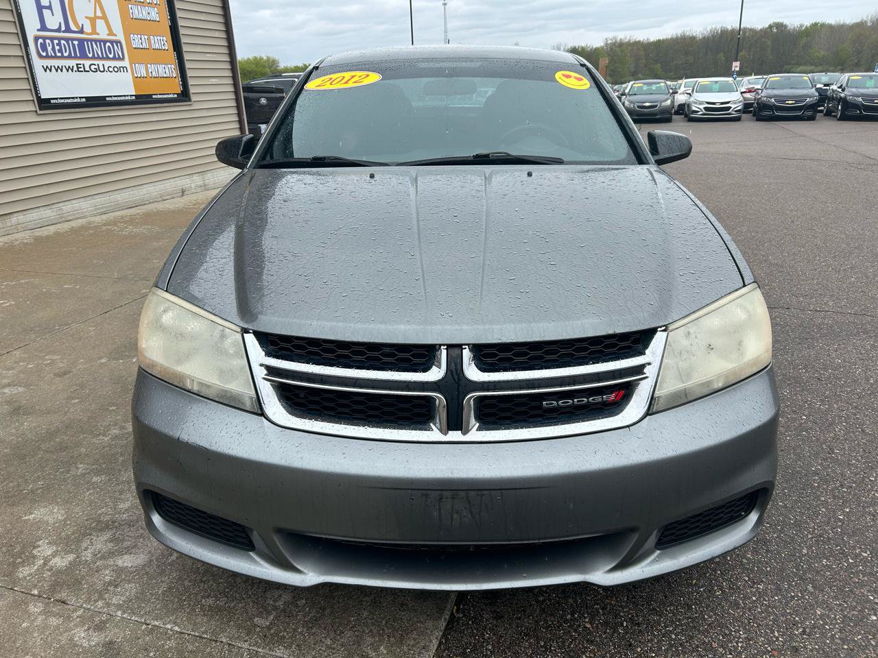 Used 2012 Dodge Avenger SE FWD image 2