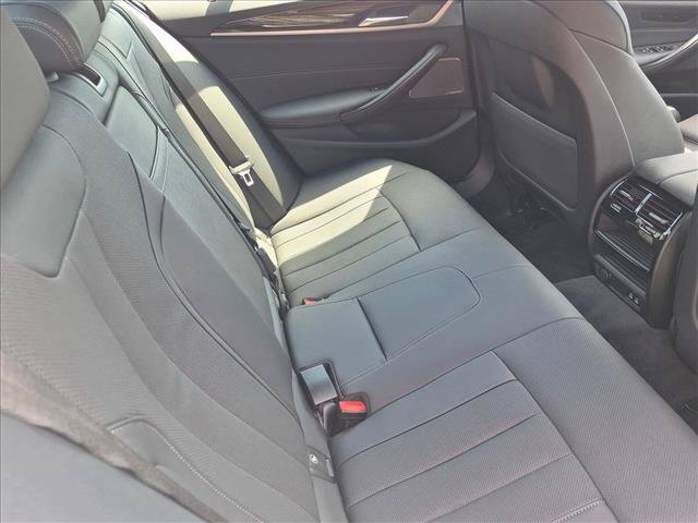 Used 2023 BMW 530i w/ Premium Package RWD image 18