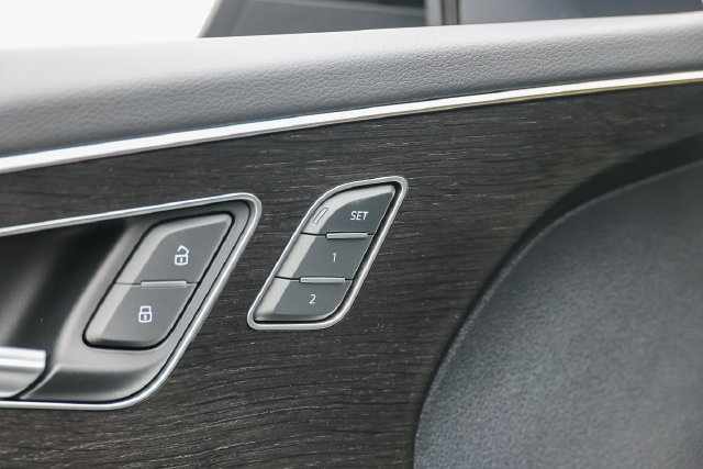 New 2026 Audi Q8 Prestige AWD/4WD image 5