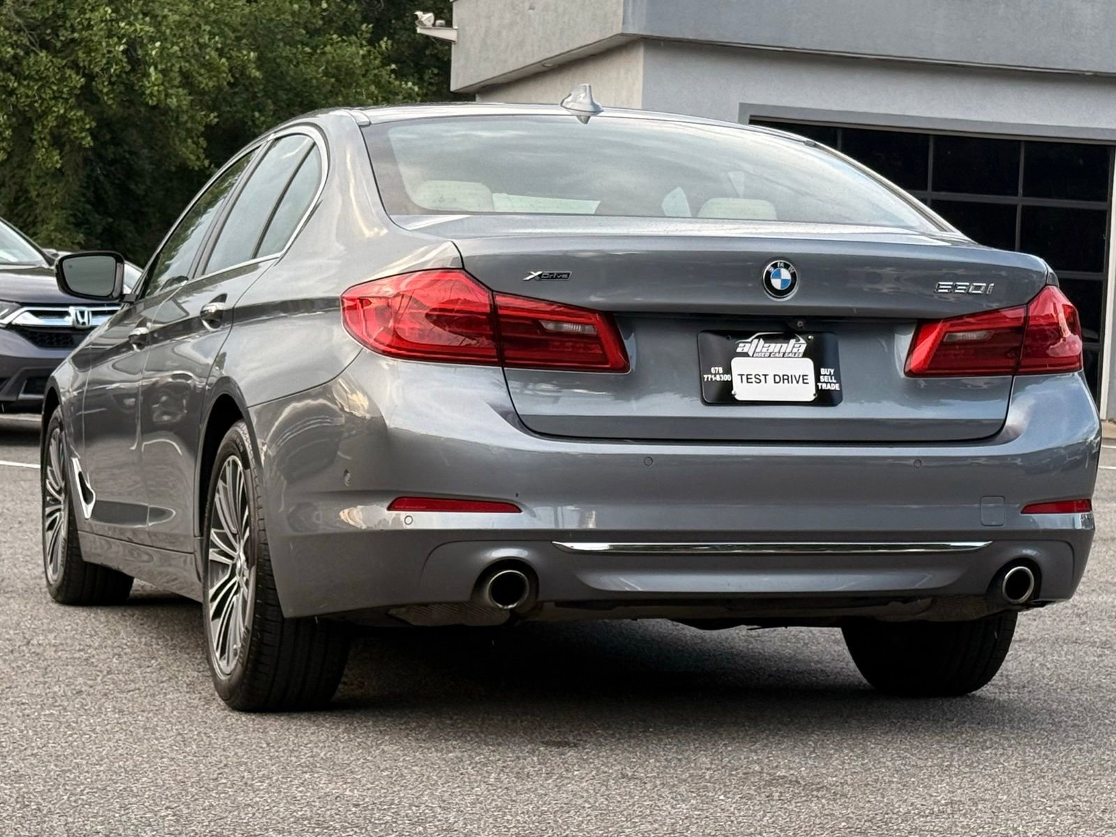 Used 2018 BMW 530i xDrive AWD/4WD image 3