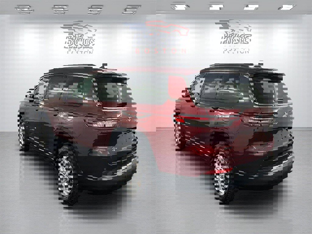 Used 2023 Jeep Grand Cherokee L Limited w/ Trailer Tow Group (B) image 6