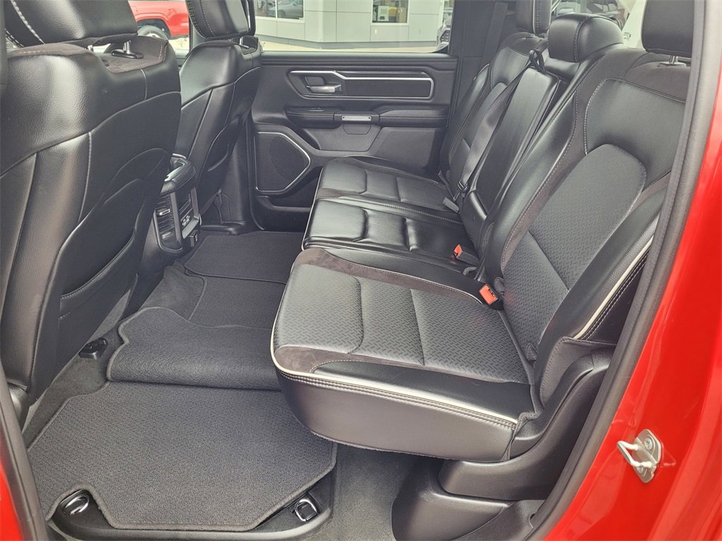 Used 2024 RAM 1500 Laramie image 8