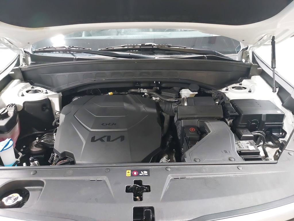 Used 2025 Kia Telluride S image 32