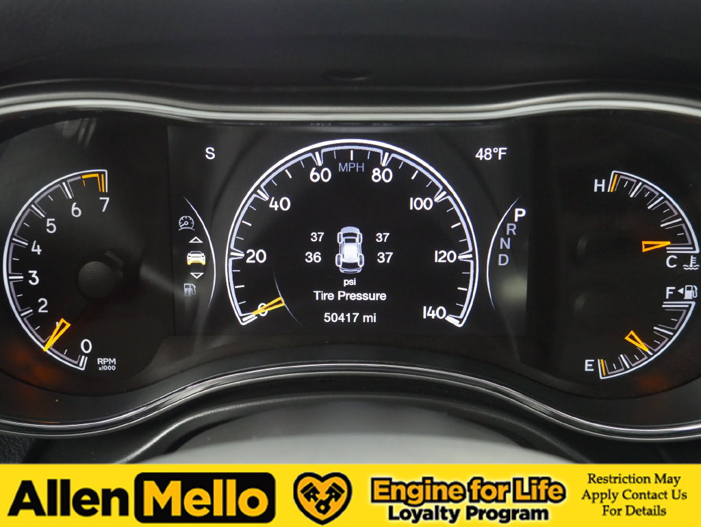 Used 2021 Jeep Grand Cherokee Trailhawk AWD/4WD image 32