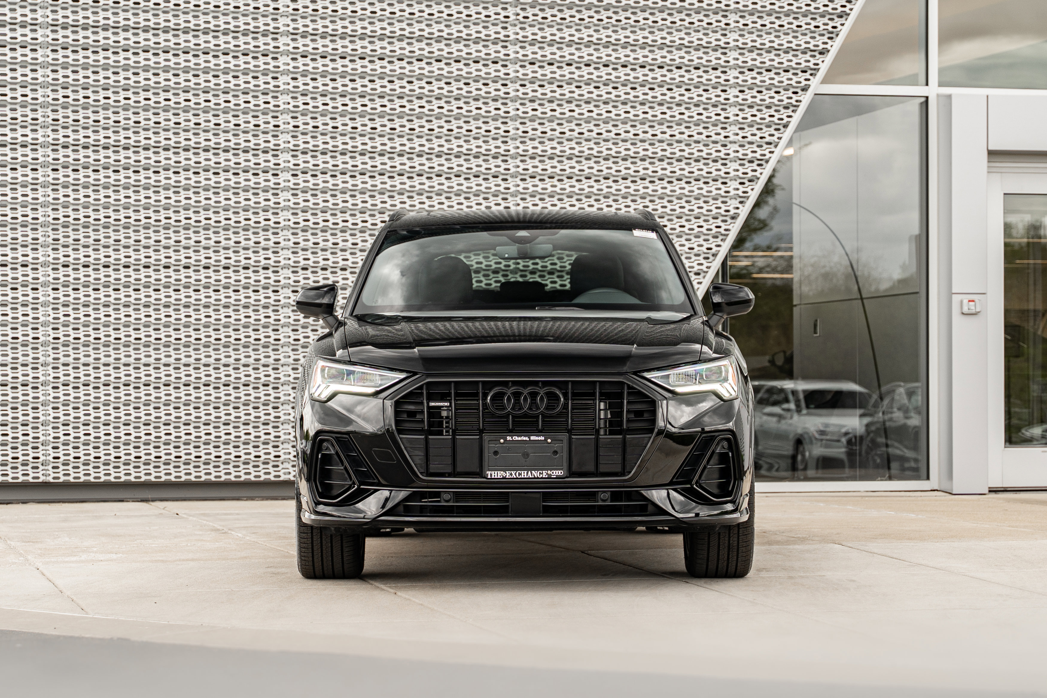 Certified 2025 Audi Q3 2.0T Premium w/ Convenience Package AWD/4WD image 33